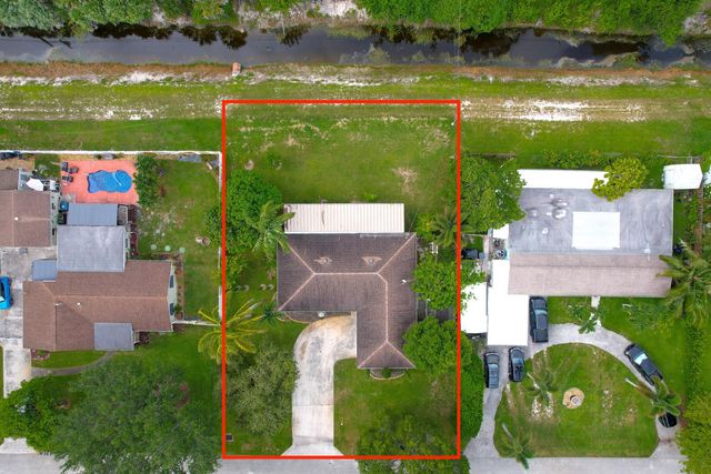 110 W Mango Road, Lake Worth, FL 33467