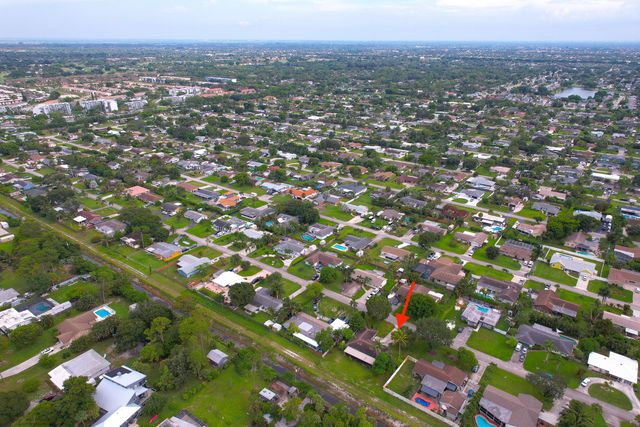 110 W Mango Road, Lake Worth, FL 33467