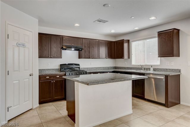 6324 Patriot Wave Street, North Las Vegas, NV 89031