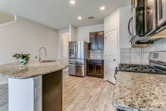 13616 Lindale Spgs, San Antonio, TX 78254