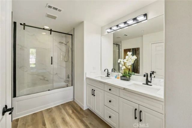 42 Vintage, Irvine, CA 92620