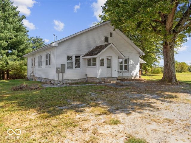 3852 W Co Rd 1100 S, Westport, IN 47283
