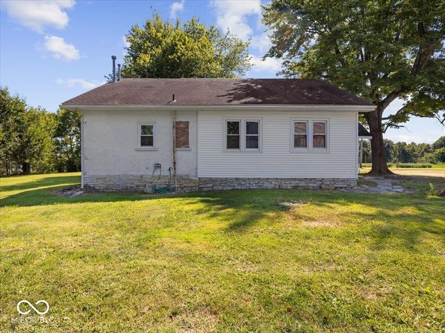 3852 W Co Rd 1100 S, Westport, IN 47283