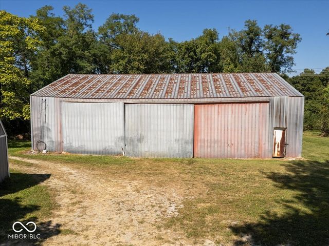 3852 W Co Rd 1100 S, Westport, IN 47283