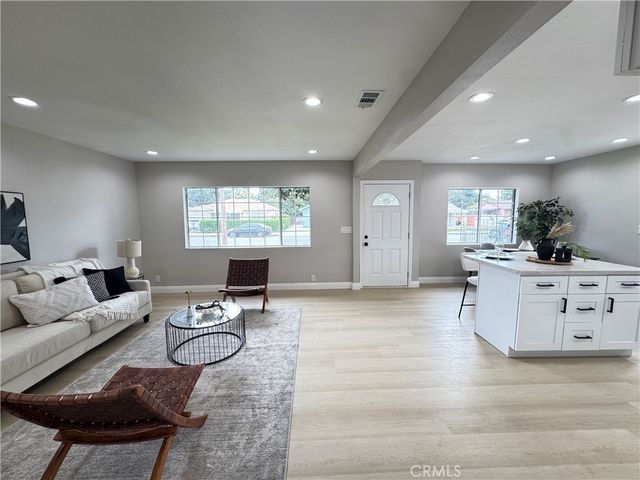 575 E Fernleaf, Pomona, CA 91766