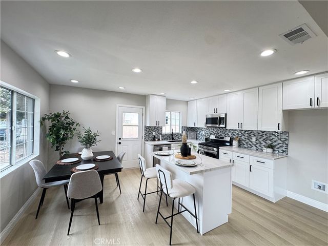 575 E Fernleaf, Pomona, CA 91766