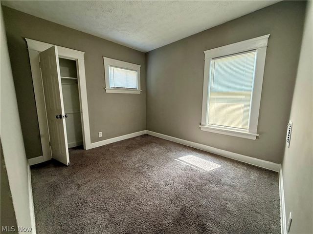 1265 Marlowe Avenue, Lakewood, OH 44107