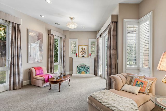 14900 Winnwood Road, Addison, TX 75254