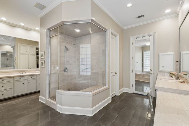 14900 Winnwood Road, Addison, TX 75254