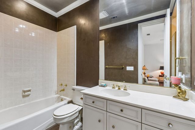 14900 Winnwood Road, Addison, TX 75254