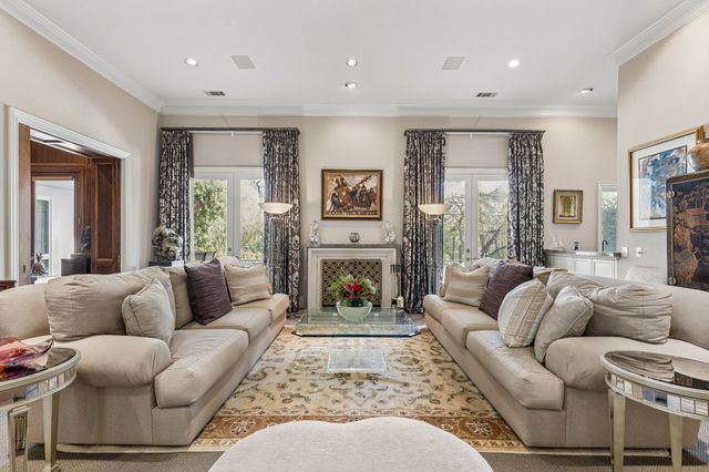 14900 Winnwood Road, Addison, TX 75254