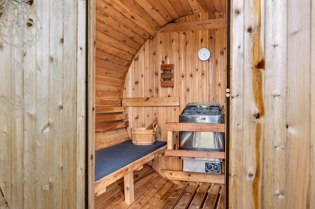 1981 Danville Hill Road, Cabot, VT 05647