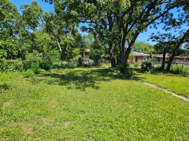 1856 W 21st Avenue, Gary, IN 46404