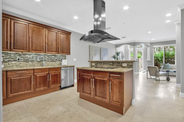 1362 Bayview Drive, Fort Lauderdale, FL 33304