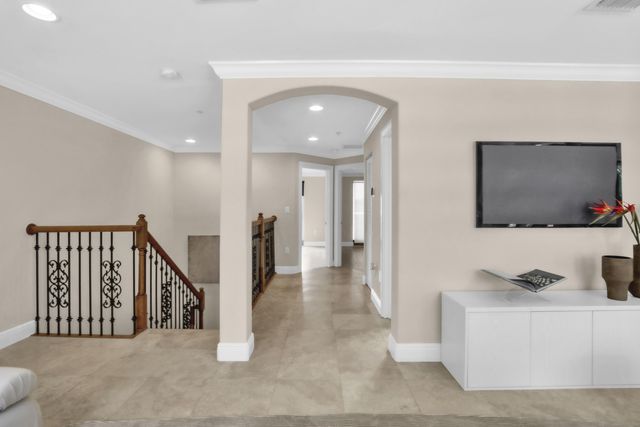 1362 Bayview Drive, Fort Lauderdale, FL 33304