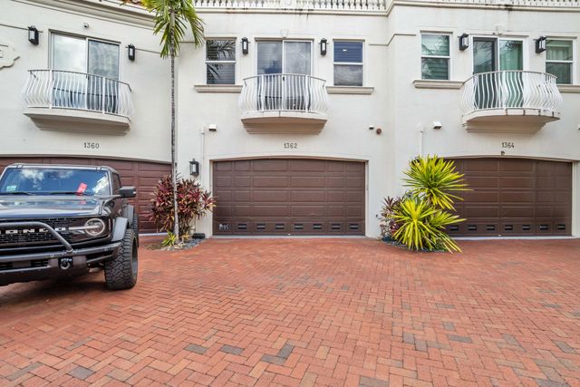 1362 Bayview Drive, Fort Lauderdale, FL 33304