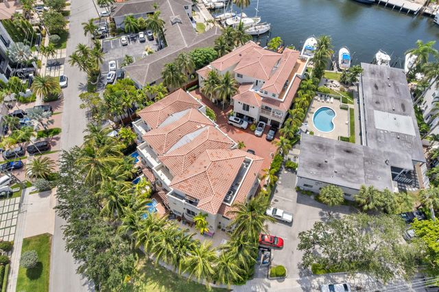 1362 Bayview Drive, Fort Lauderdale, FL 33304