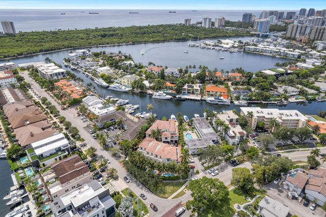 1362 Bayview Drive, Fort Lauderdale, FL 33304