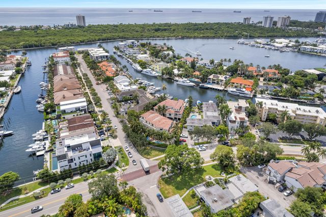 1362 Bayview Drive, Fort Lauderdale, FL 33304
