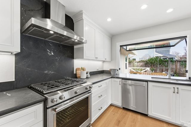 1830 Spring Mountain Rd, St. Helena, CA 94574