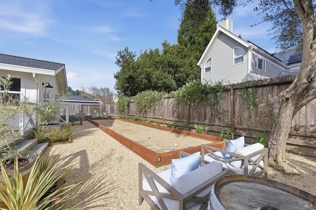 1830 Spring Mountain Rd, St. Helena, CA 94574