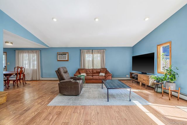 1015 Ocean Avenue, Bay Shore, NY 11706