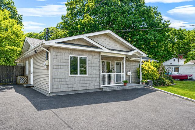 1015 Ocean Avenue, Bay Shore, NY 11706
