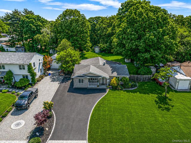 1015 Ocean Avenue, Bay Shore, NY 11706