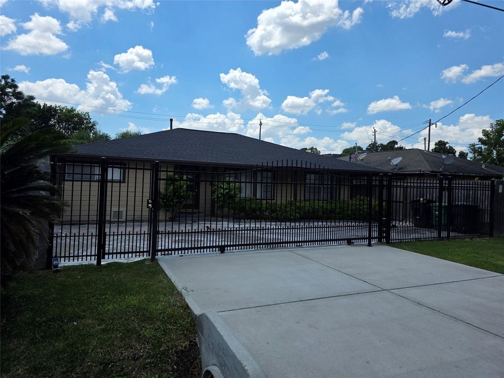 4105 Rutland Street, Houston, TX 77018