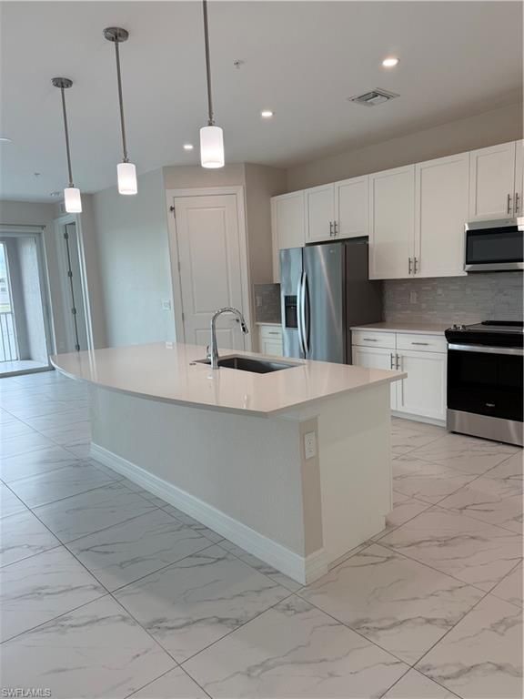 251 Indies Dr E 201, NAPLES, FL 34114 — photo 3