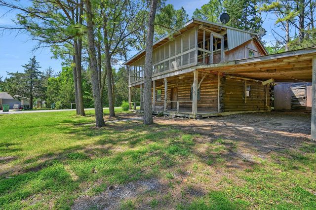 221 Clayton Drive, Pottsboro, TX 75076