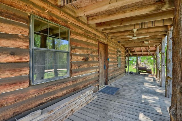 221 Clayton Drive, Pottsboro, TX 75076