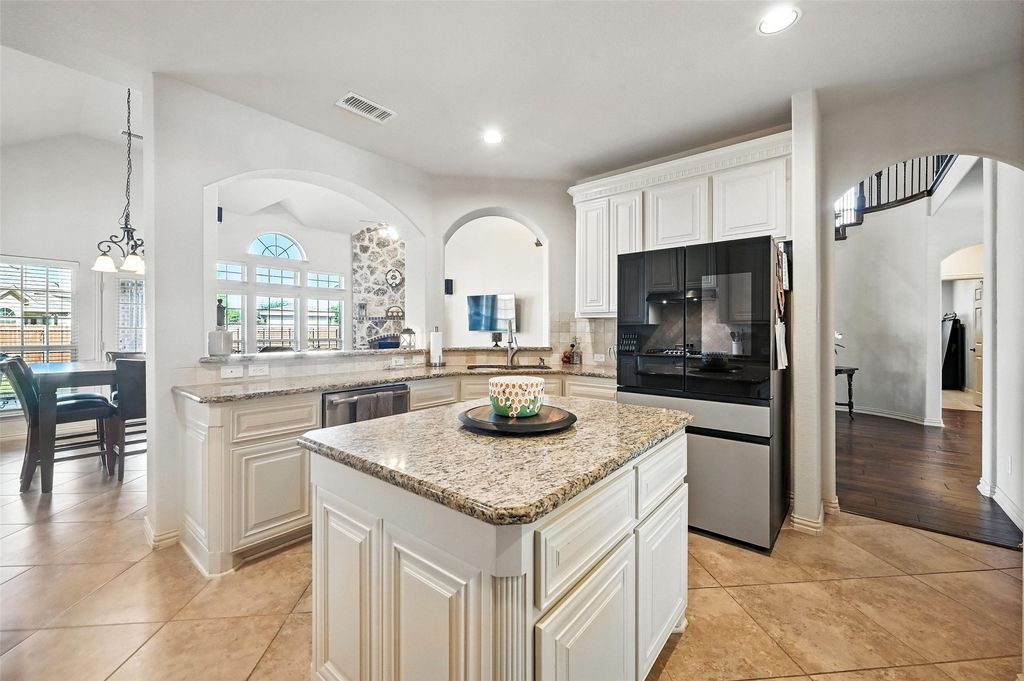 6153 Gibbons Creek Street, Fort Worth, TX 76179 — photo 5