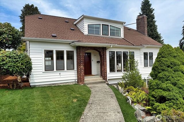 1902 NE 73rd Street, Seattle, WA 98115
