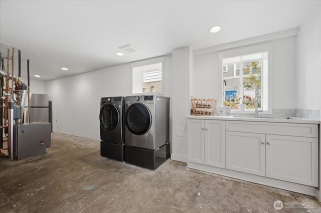 1902 NE 73rd Street, Seattle, WA 98115