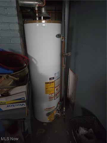 693 E 160th Street, Cleveland, OH 44110