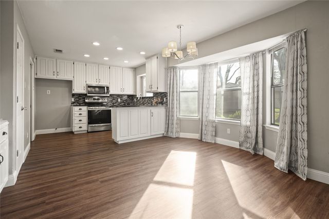 1094 Palm Court, Mansfield, TX 76063