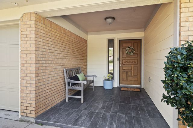 1094 Palm Court, Mansfield, TX 76063