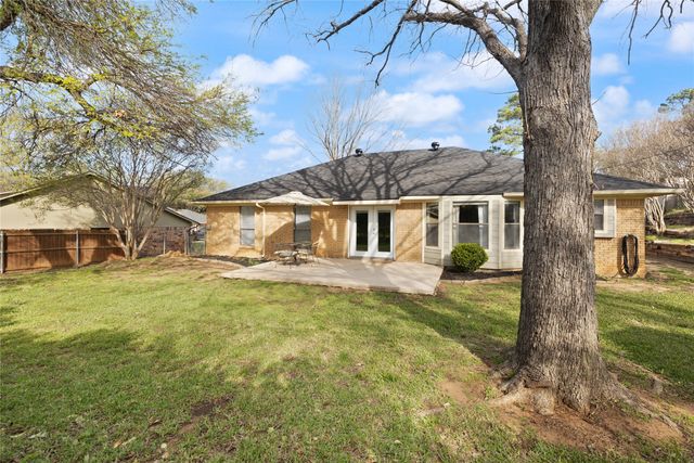 1094 Palm Court, Mansfield, TX 76063