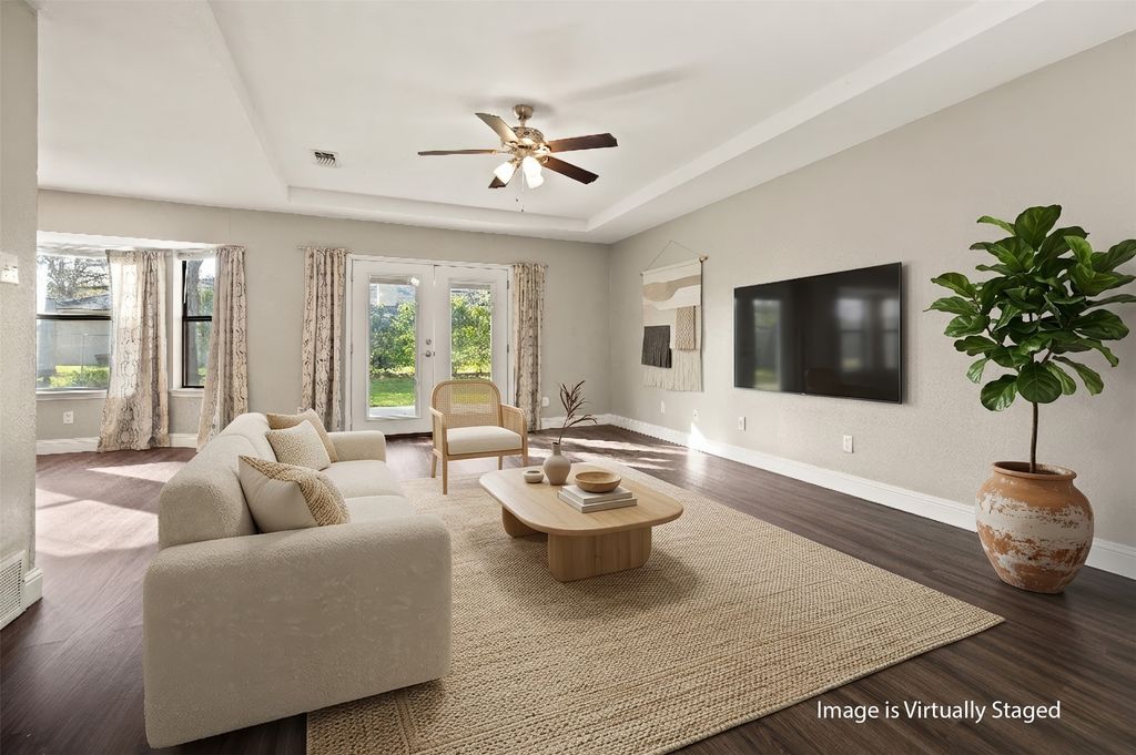 1094 Palm Court, Mansfield, TX 76063