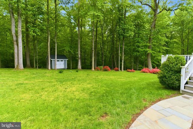 7211 LAKETREE DR, Fairfax Station, VA 22039