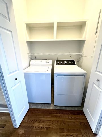 1037 McKenna Dr, Thompsons Station, TN 37179