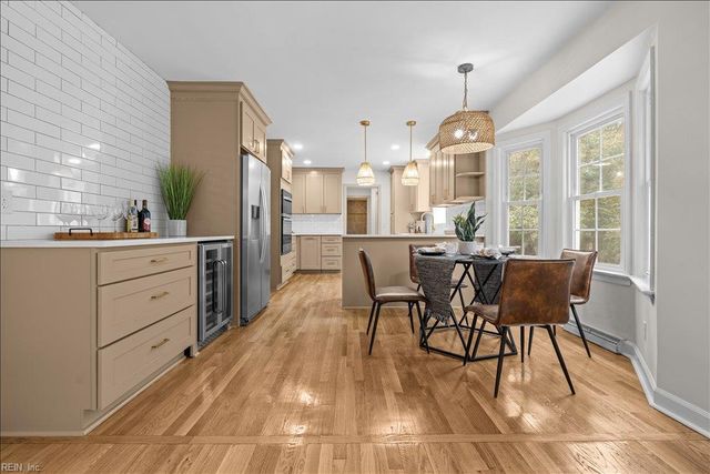 8957 River CRES, Suffolk, VA 23433