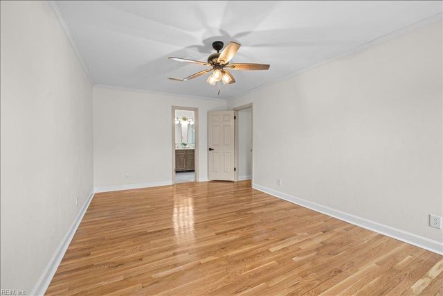 8957 River CRES, Suffolk, VA 23433