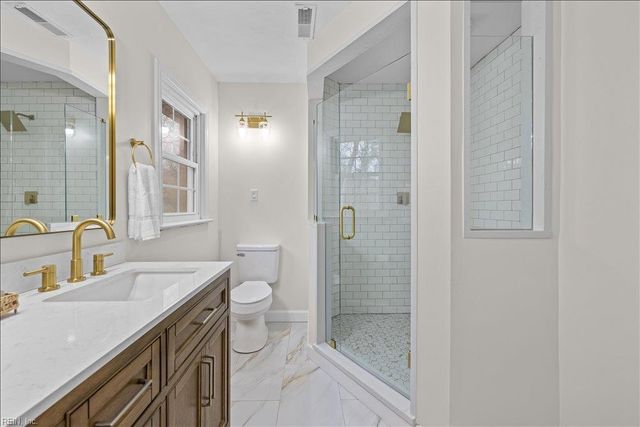 8957 River CRES, Suffolk, VA 23433