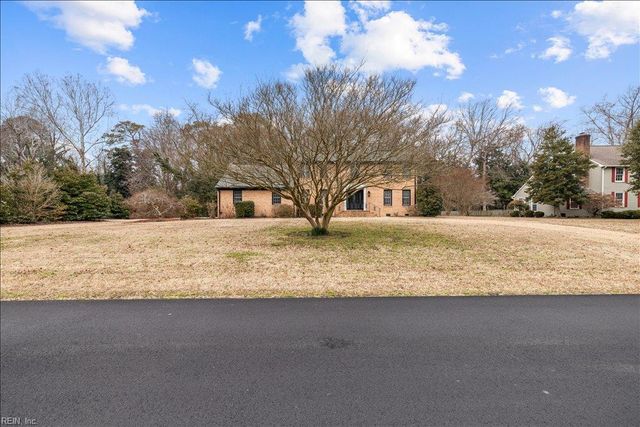 8957 River CRES, Suffolk, VA 23433