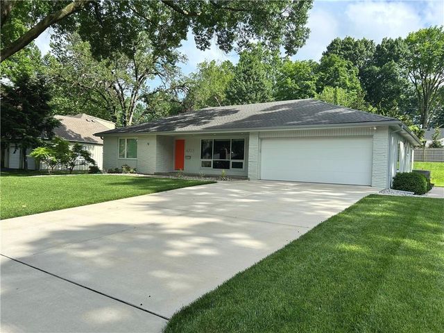 6723 W 66th Street, Overland Park, KS 66207