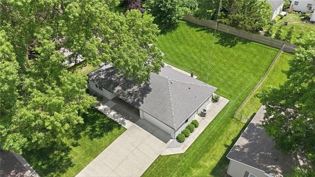 6723 W 66th Street, Overland Park, KS 66202