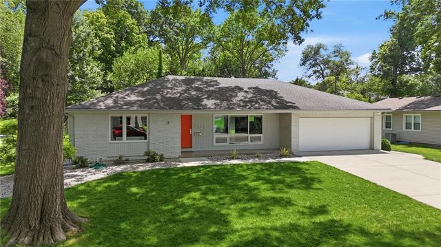 6723 W 66th Street, Overland Park, KS 66202