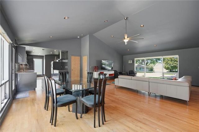 6723 W 66th Street, Overland Park, KS 66202